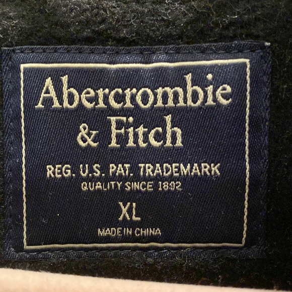 Abercrombie bomber jacket - Picture 2 of 3